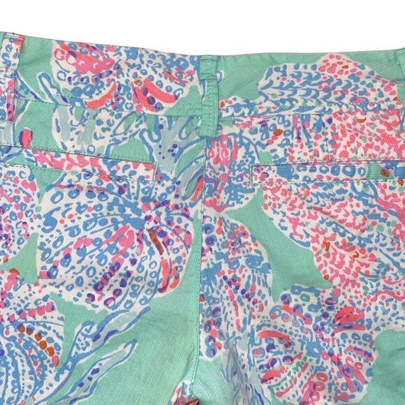 Lilly Pulitzer 5” Callahan Minty Fresh Shorts - Picture 13 of 16